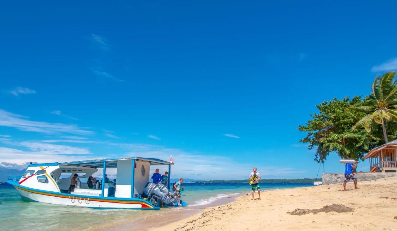 Onong Resort Siladen Island Exterior foto